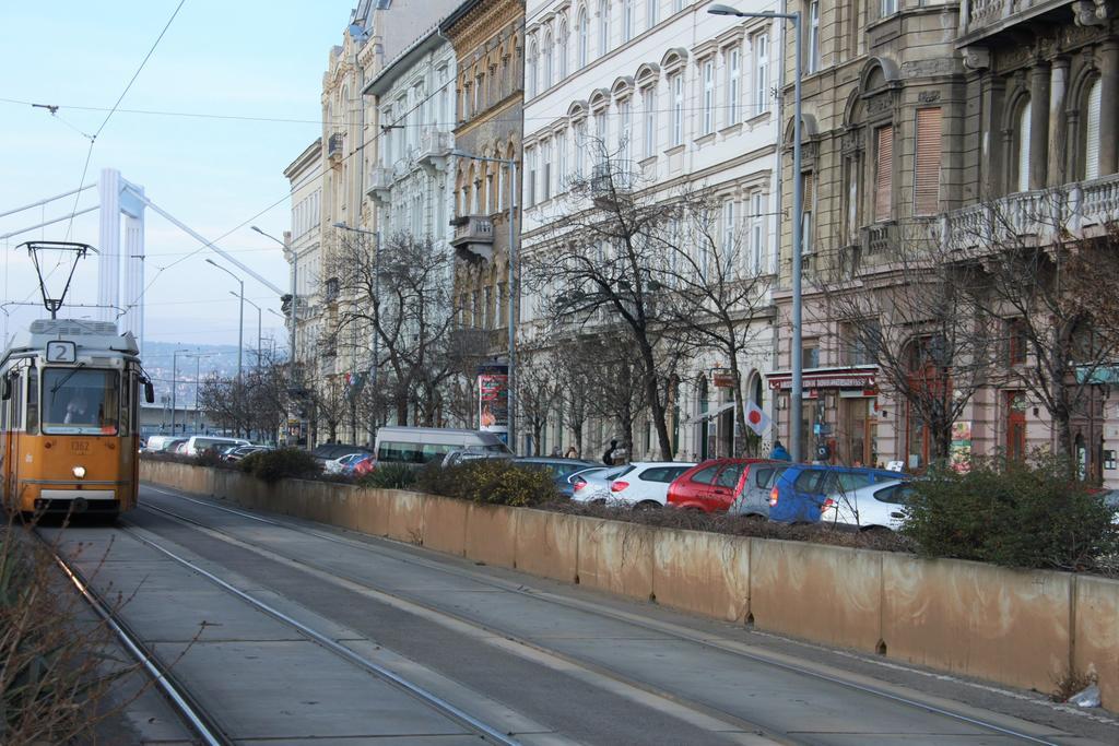 Duna Szecsi Apartman Budapest Exterior photo