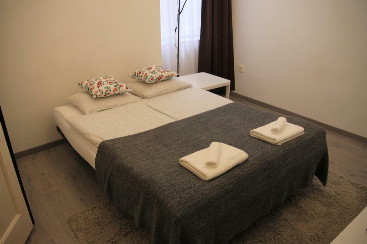 Duna Szecsi Apartman Budapest Exterior photo